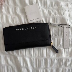 Marc Jacobs Wallet NWT